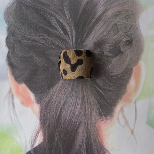 ブラウン ヒョウ柄のハラコレザーヘアゴム ヘアゴム atelier étoile