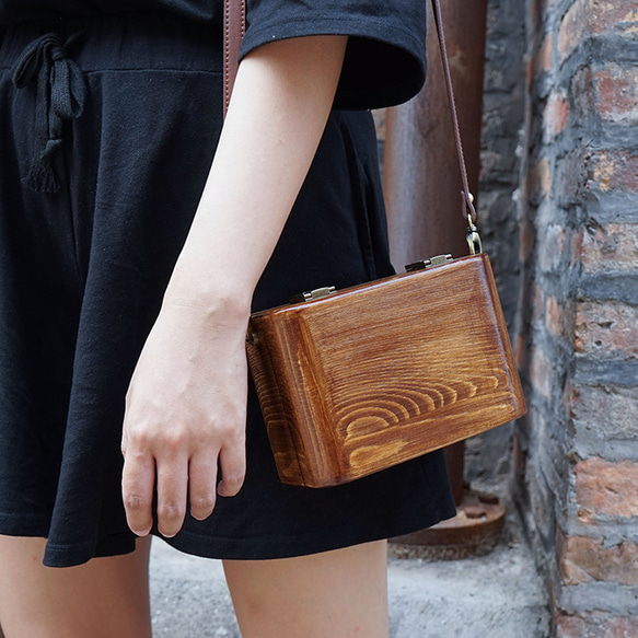 受注生産 木製ショルダーバッグ メッセンジャーバッグ ビンテージ文学  