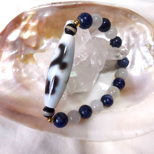 白ベースの天珠さん❣白い如意天珠さんのブレスレット ブレスレット が 