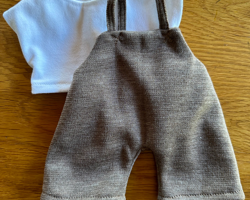 2d4ac2be2a275693467b564979325e