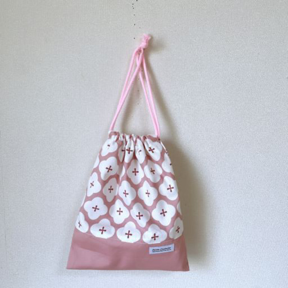 【受注製作】《入園入学グッズ》給食袋、ランチョンマットセット（ピンク連続お花） 7枚目の画像