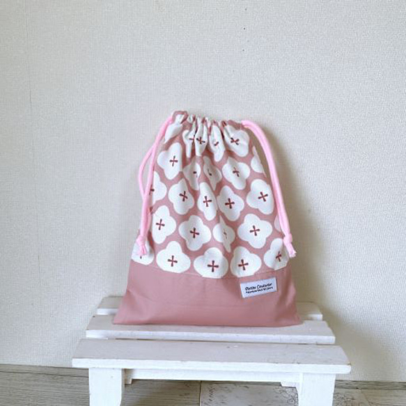 【受注製作】《入園入学グッズ》給食袋、ランチョンマットセット（ピンク連続お花） 5枚目の画像