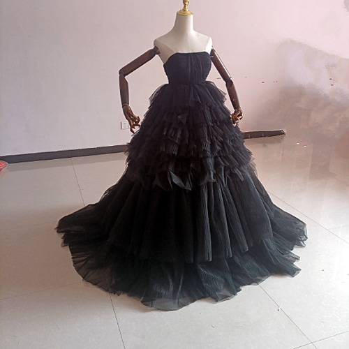 豪華！ 黒ウエディングドレス トレーン ベアトップ 取り外しオフ  