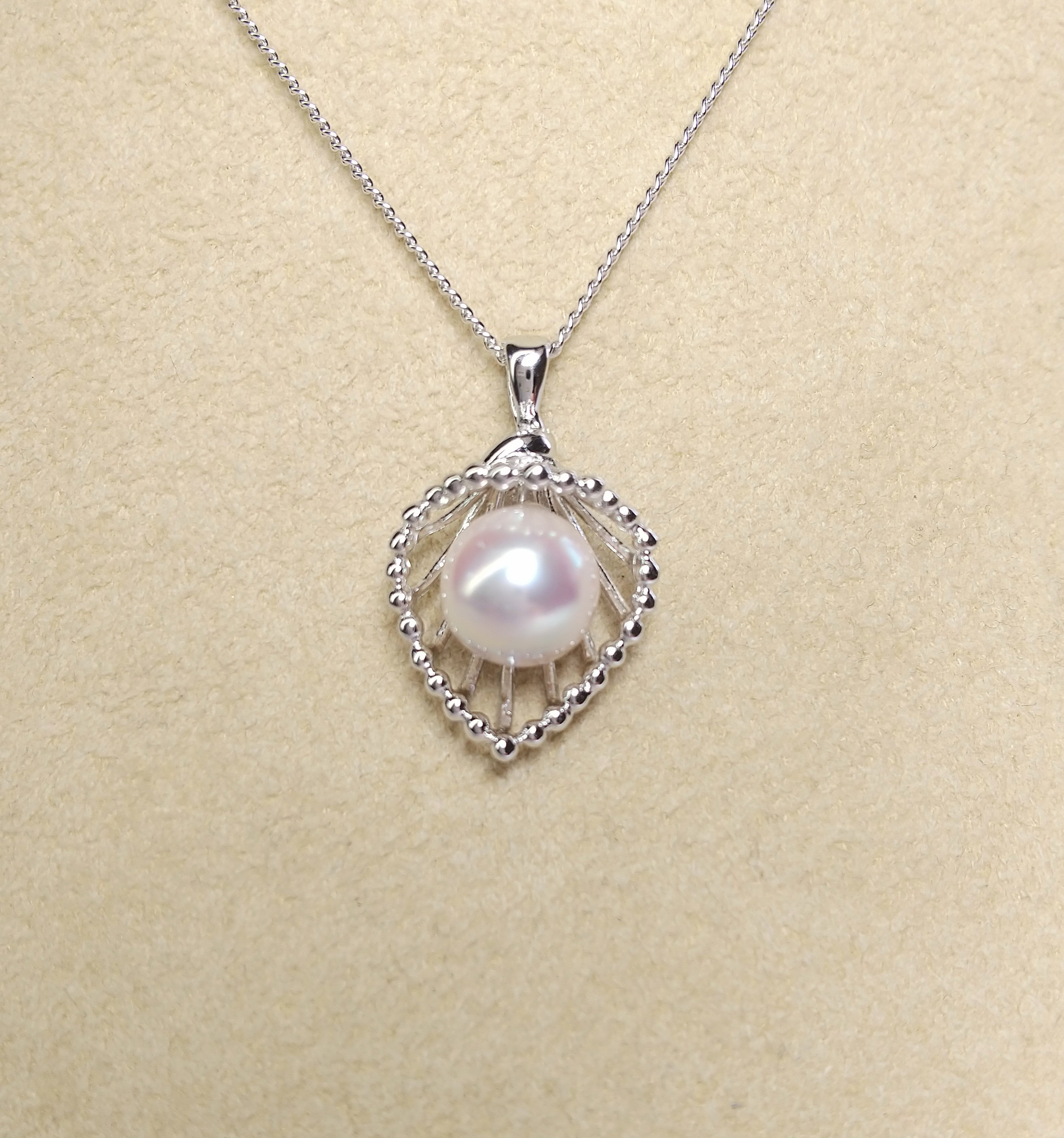 SV925】花籠デザインペンダントネックレス［あこや真珠8.7mm