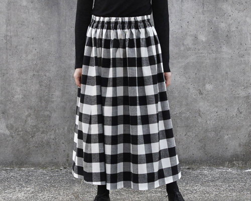 ベルパーチ☆チェック柄黒白ギャザースカート☆未使用 上品で大人な色合い ブロックチェック ギャザースカート