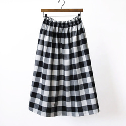 美品✨23区【完売】【洗える】ナイロンチェックロングスカート モノトーン 即納】ブロックチェック ロングスカート（モノトーン）白黒