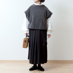 高品質羊毛圍巾法式袖A字背心/上衣灰色 第11張的照片