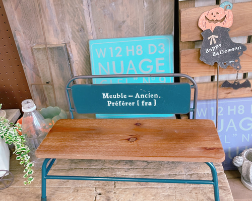 木製アンティークベンチジャンクガーデン