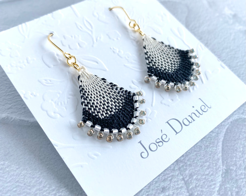 美品✨グッチ LOVED　ピアス　イヤリング　2way　グラデーション　ストーン e6da9ce945bc8d3e0bb5505b0d0180