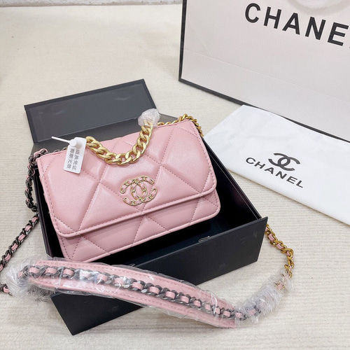 Chanelシャネルショルダーバッグ美品チェーン ショルダーバッグ 洋子