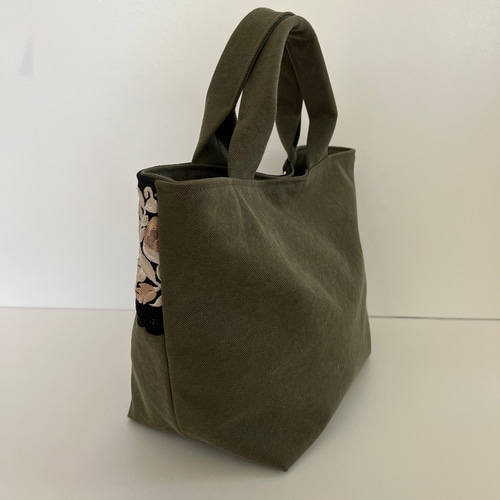 インド刺繍リボンとクッタリ帆布のトートバッグ◇カーキ トートバッグ