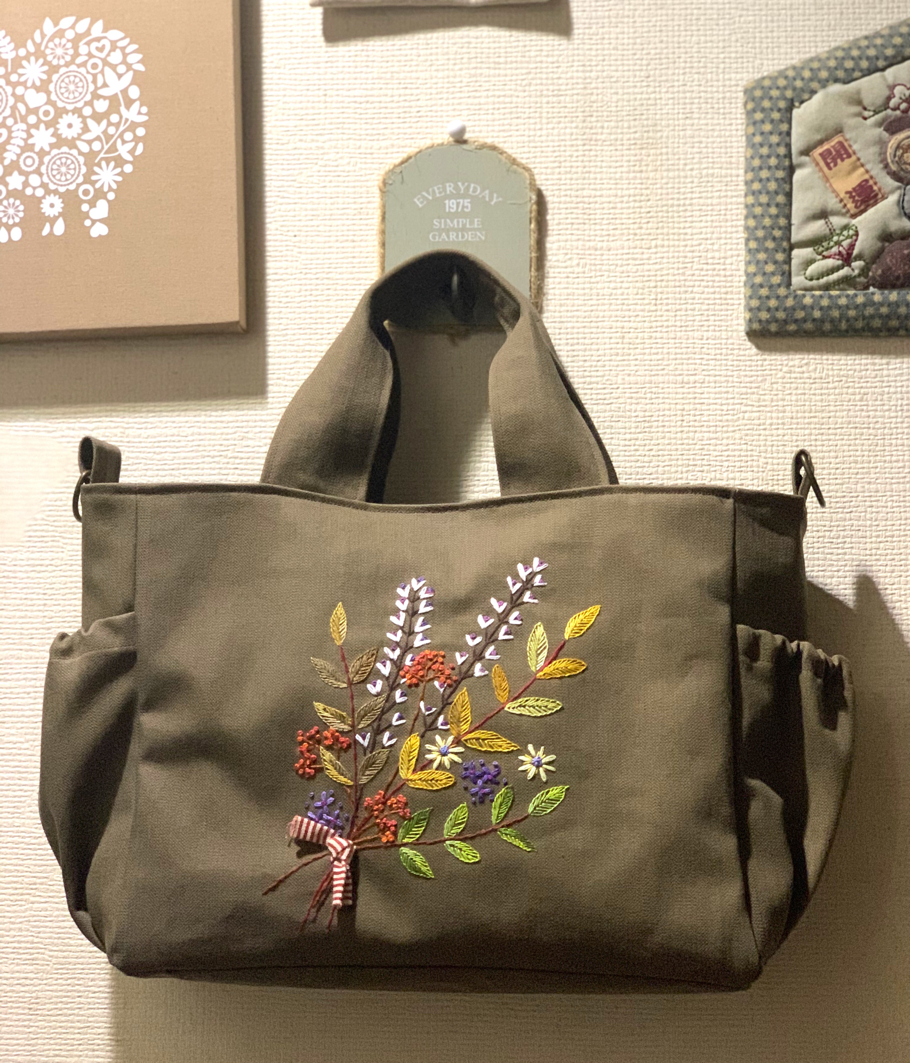 ポケット9個、秋の花束バック