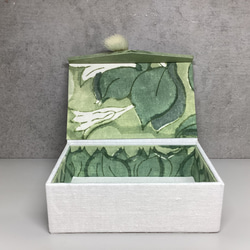 カルトナージュの小箱  ミニタッセル付き　インド綿 4枚目の画像
