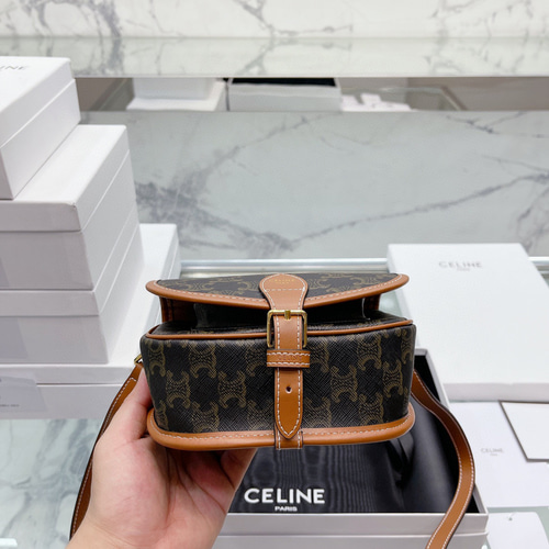 CELINE】チェーンショルダーバッグ クロード シャイニーカーフ