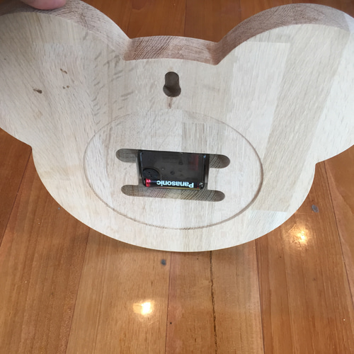 くまちゃん 木製 壁掛け時計 天然木 タモ集成材 カチカチ音がしない