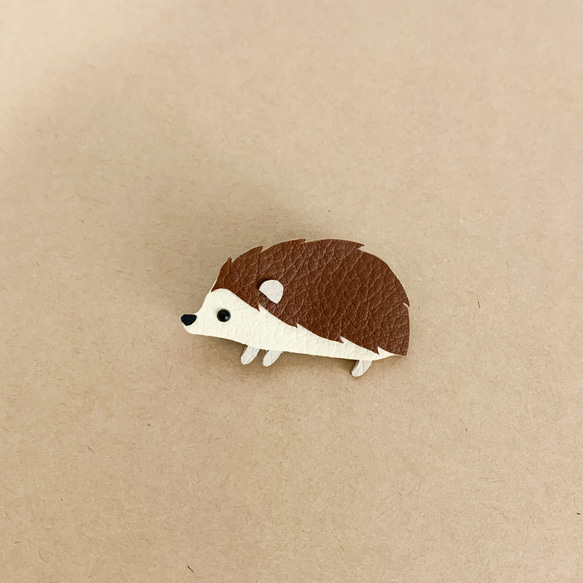 Lブローチ:ハリネズミ 4枚目の画像