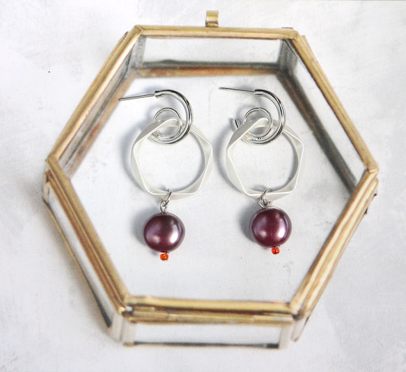 貝殼珍珠+五角墜飾銀耳環紫 第6張的照片