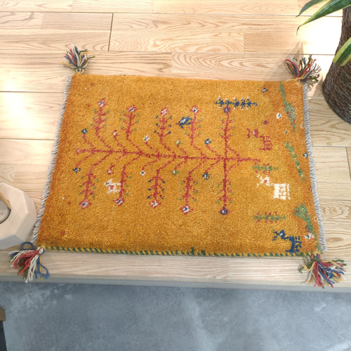 ペルシャ ギャッベ 玄関マット 44×57.5cm 黄金色 生命の木