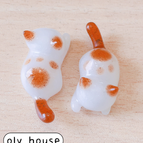 じゃれ猫シリーズ 茶猫肉球模様 ペア レジン パーツ デコパーツ じゃれ猫シリーズ 茶猫肉球模様 ペア レジン パーツ デコパーツ