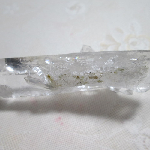 天然石 原石 虹入り水晶ポイント 33g 天然石 Rose Stone 通販