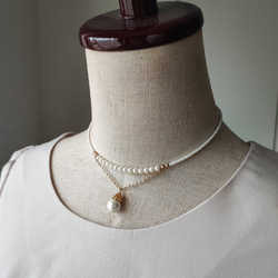 トルコ製透かしキャップとコットンパールのデザインチョーカーネックレス 2枚目の画像