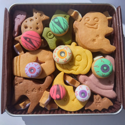 ハロウィンスペシャルMIXクッキー缶 1枚目の画像