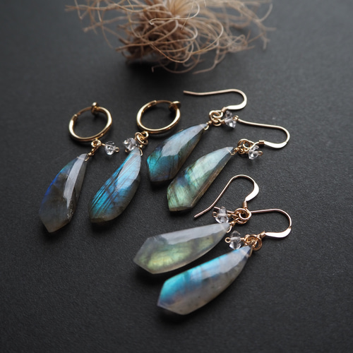 Sold☆再販×②【数量限定】《神秘的な遊色》ラブラドライト×アメリカ産 
