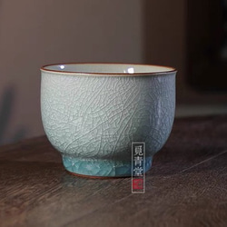 氷生湖藍盃【共箱】水色氷裂貫入　現代龍泉青磁　陶芸作品　贈り物コレクション 1枚目の画像