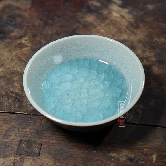 氷生湖藍皿【共箱】水色氷裂貫入 現代龍泉青磁 贈り物