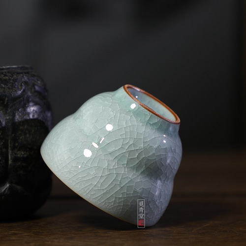 氷生白氷盃 湯呑み【共箱】水色氷裂貫入 現代龍泉青磁 陶芸作品 贈り物