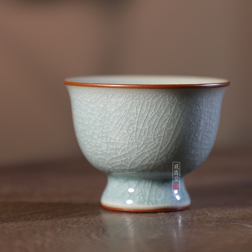 氷生湖藍高足盃 湯呑み【共箱】水色氷裂貫入 現代龍泉青磁 陶芸作品