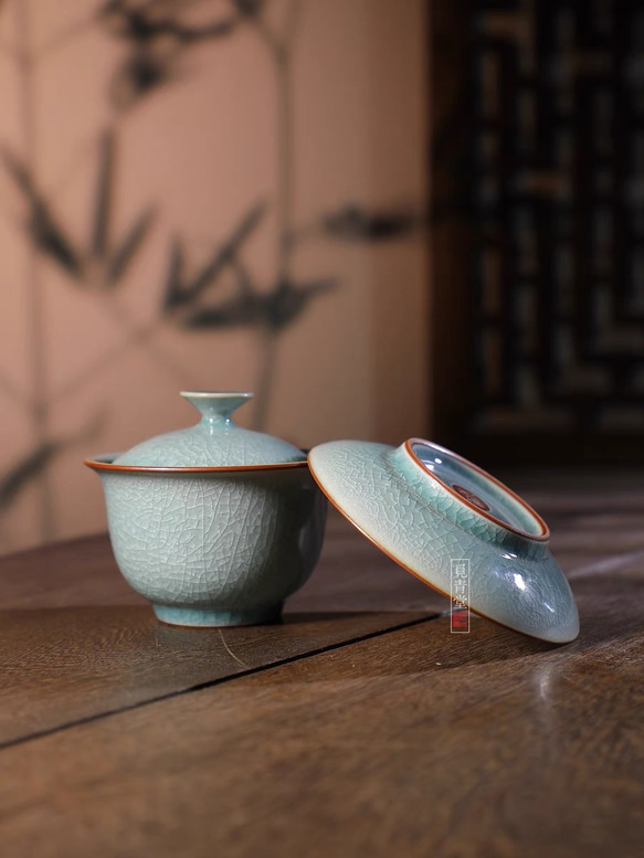 氷生湖藍蓋碗　茶道具【共箱】水色氷裂貫入　現代龍泉青磁　贈り物コレクション 