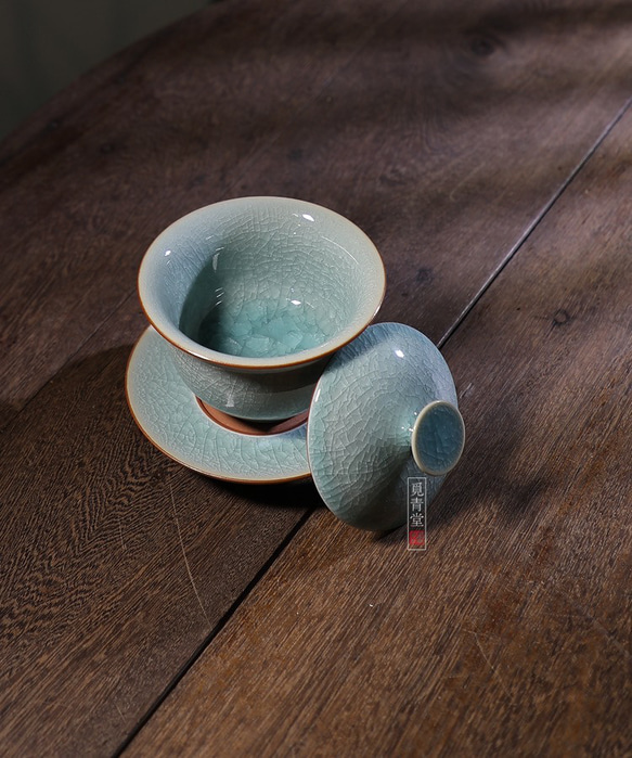 氷生湖藍蓋碗　茶道具【共箱】水色氷裂貫入　現代龍泉青磁　贈り物コレクション 