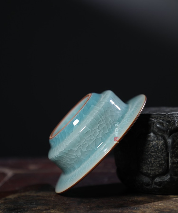 氷生湖藍皿【共箱】水色氷裂貫入　現代龍泉青磁　贈り物コレクション 7枚目の画像