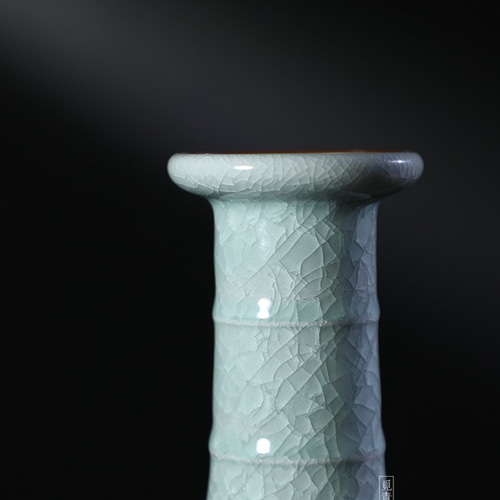 白氷磁砧 置物 花器【共箱】水色氷裂貫入 現代龍泉青磁 美術品 贈り物