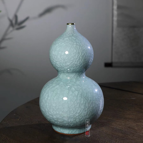 白氷氷生花瓶 置物【共箱】白い氷裂貫入 現代龍泉青磁 陶芸作品 贈り物