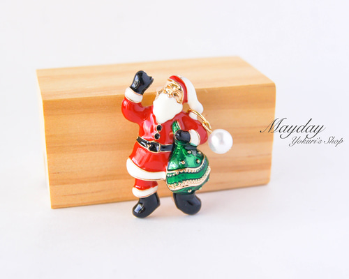 サンタさんヘアゴムorブローチ☆ 722f42cecffacfd09709a8a163ab27