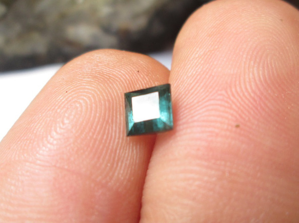 エクルベージュ インディゴ トルマリン ルース 2ct - 通販 - www