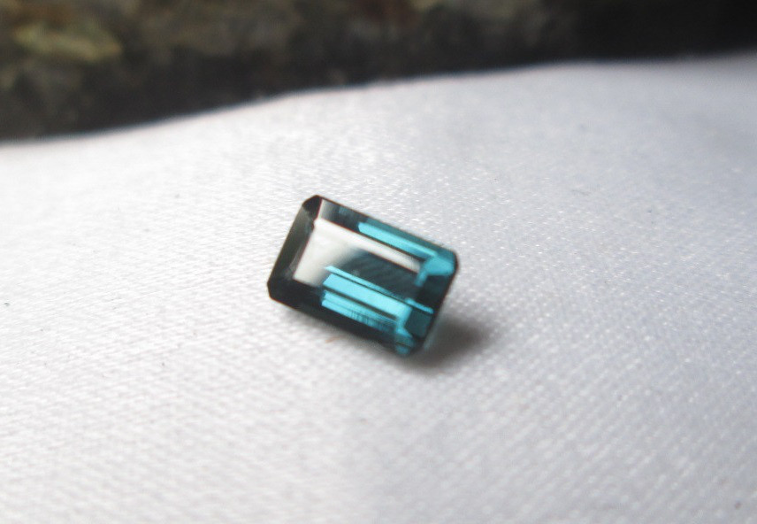 N.302　必見！インディゴライトトルマリン・ルース 究極ネオンのトルマリン　特化キャンペーン販売