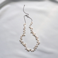 plus petal pearl necklace 1枚目の画像