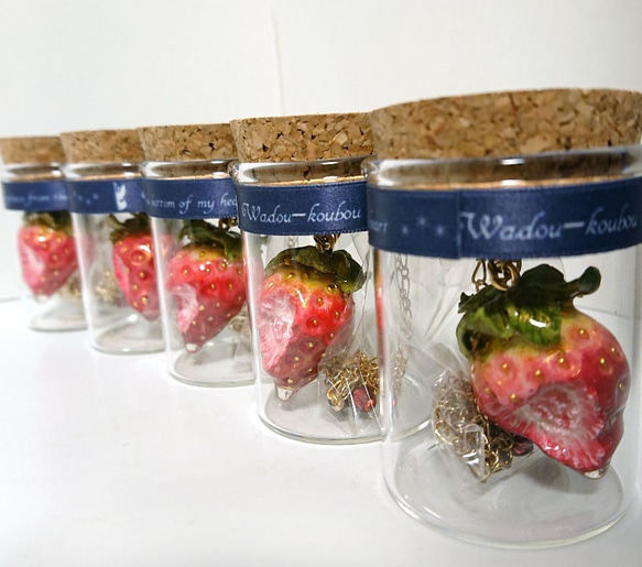 taurussy様専用　いちご　果汁したたるネックレス　 7枚目の画像