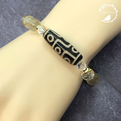 新作グッ 権威と名声】九眼天珠×ゴールドルチルクォーツ 8mm玉 アクセサリー
