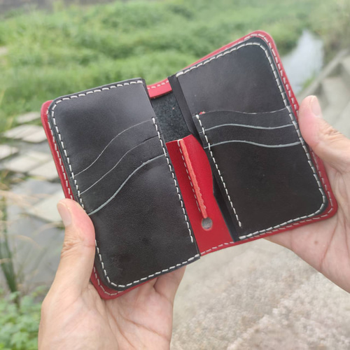選べるカラーで世界に一つだけの本革ミドルウォレット ヌメ革 収納抜群 