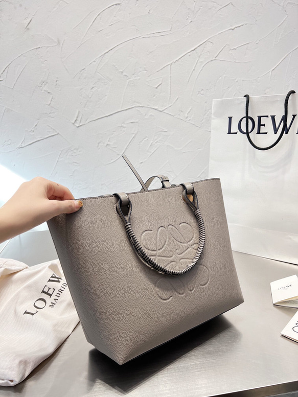 極美品☆ LOEWE ファーバッグ