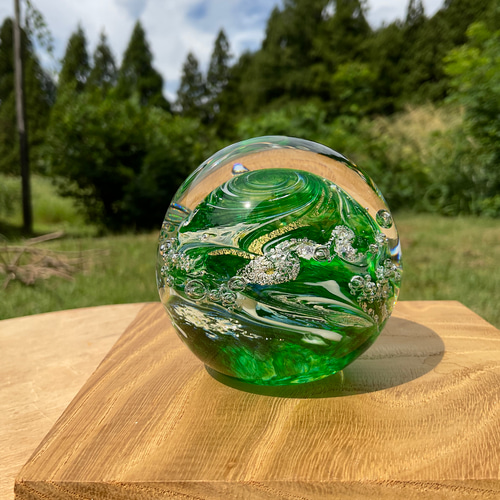 エメラルドグリーン オバタ硝子工房 宙soraのペーパーウェイト ガラス