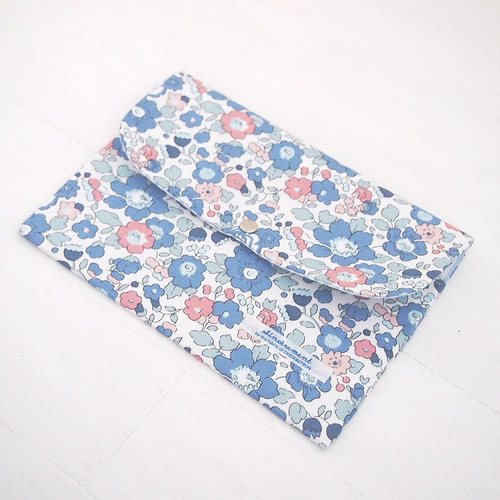 リバティ 母子手帳ケース ベッツィ/ブルー B6サイズ マルチケース 母子