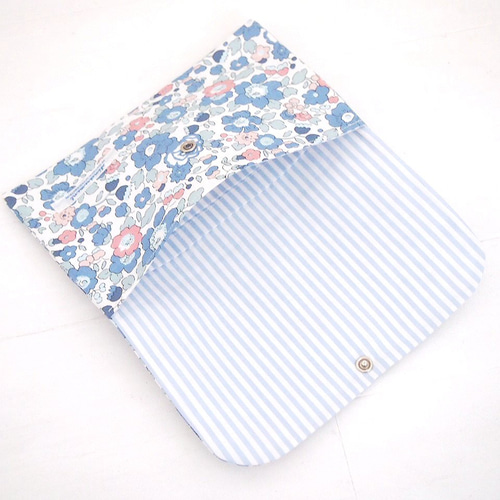 リバティ 母子手帳ケース ベッツィ/ブルー B6サイズ マルチケース 母子