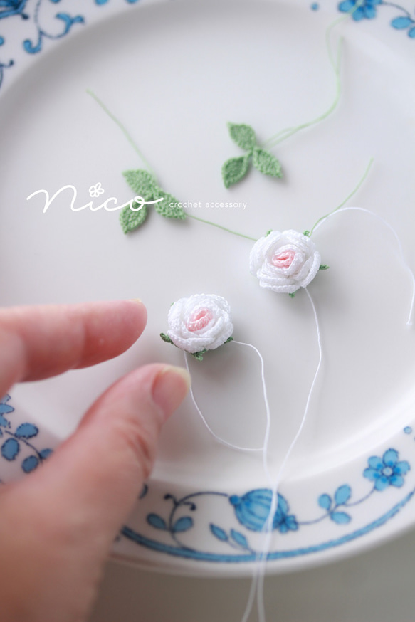 レース編み☆白い薔薇とローズクォーツのイヤリング（ピアス金具に交換可能） 5枚目の画像
