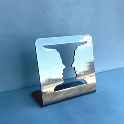 受注生産品 ルビンの壺の抜け殻 オブジェ ステンレス 鏡面仕上げ 絵画 卓上置きタイプ 1枚目の画像