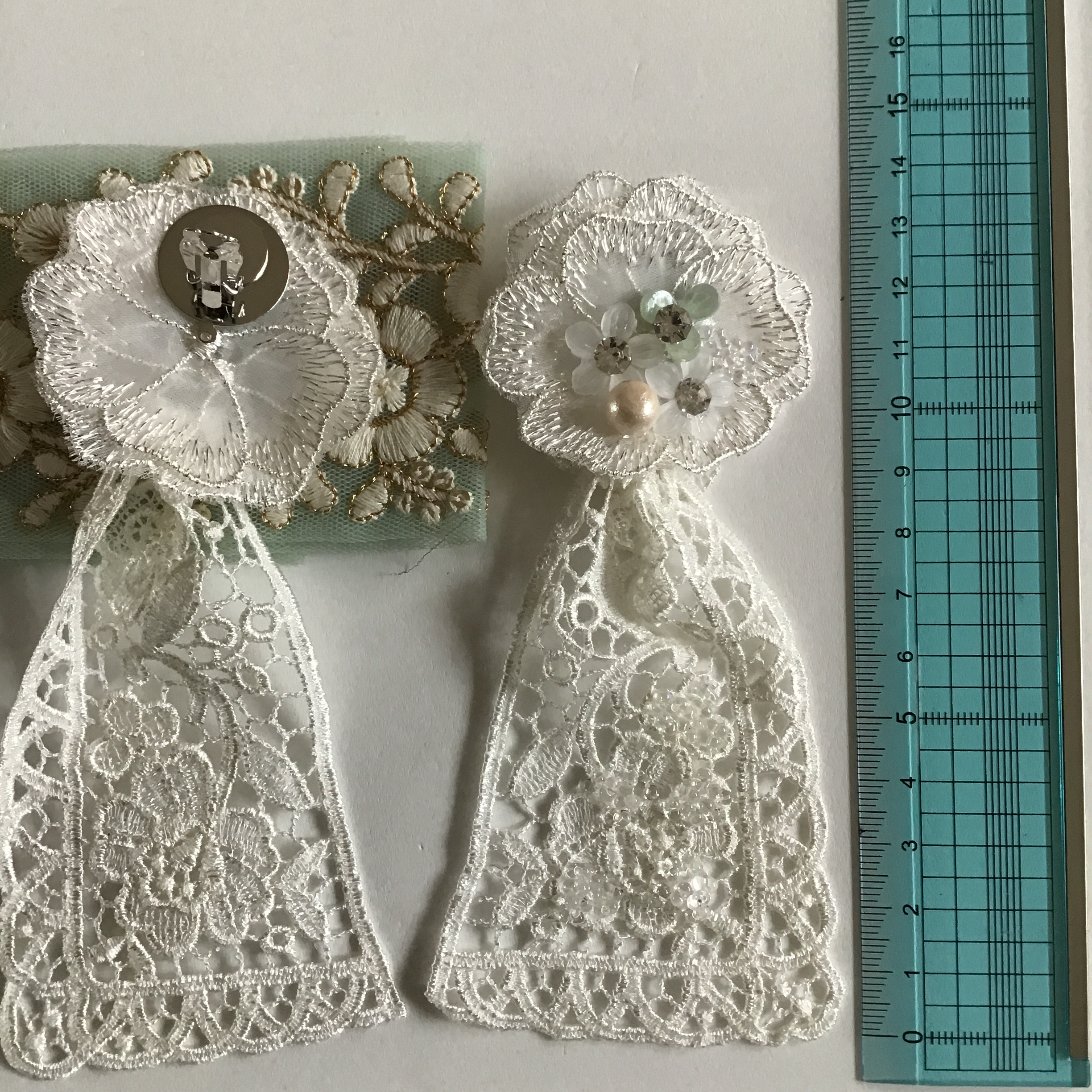 【オーガンジーレースのearring ‪】イヤリング　お花　ウエディング　ブライダル　結婚式438